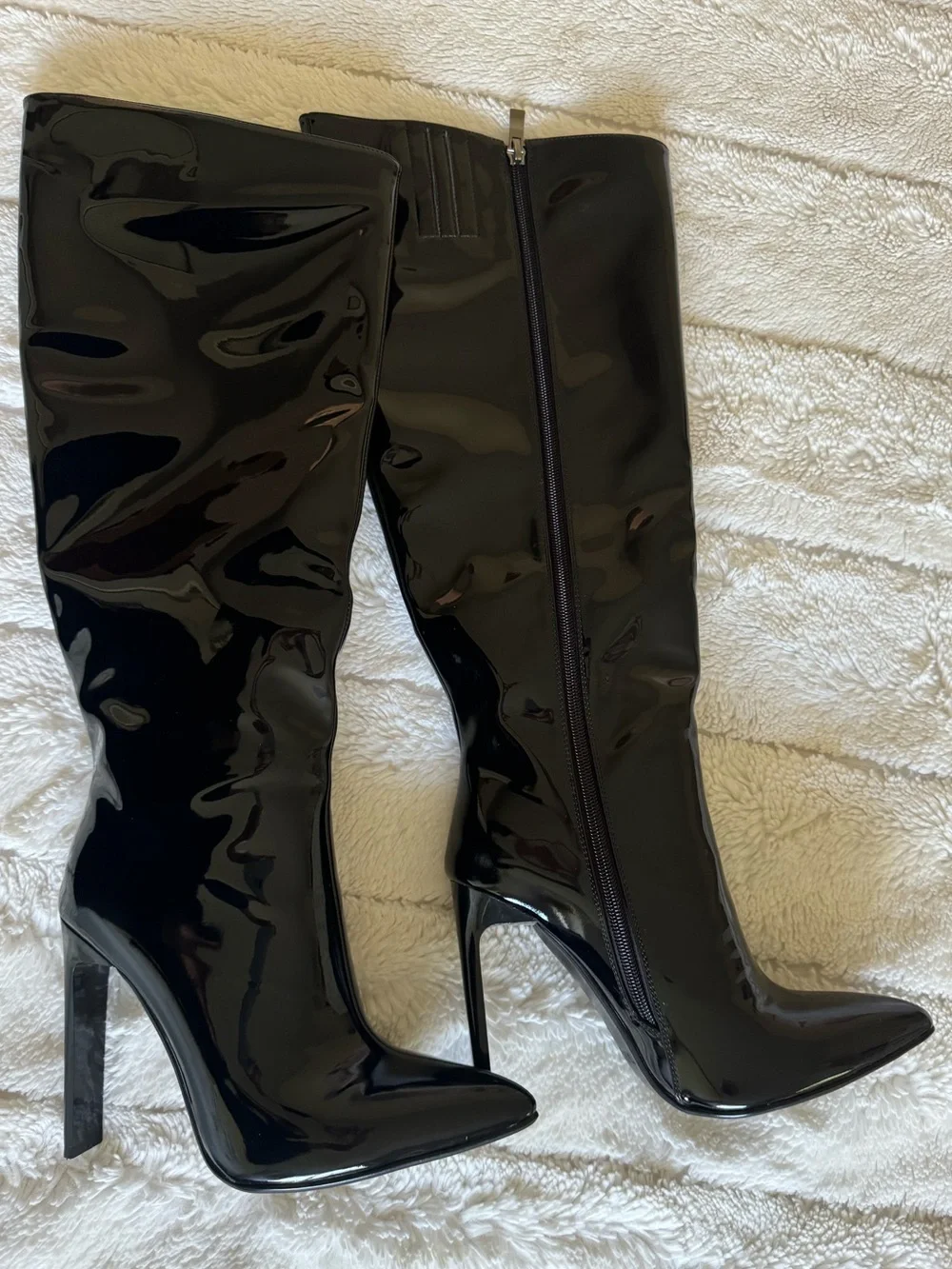 Women's Black Patent Knee-High Stiletto Boots